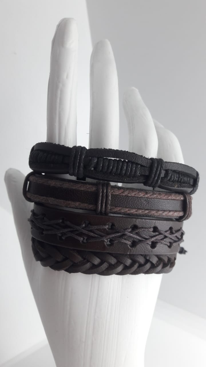 Set de pulseras cuero paq. 5