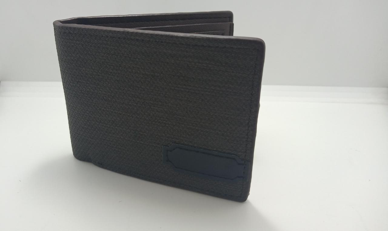 Cartera para caballero café oscuro